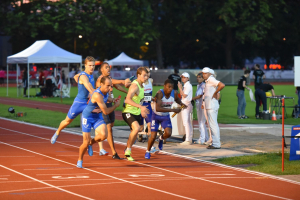 Jochem Dobber loopt EK limiet met 4x400 team Jochem Dobber loopt EK limiet met 4x400 team